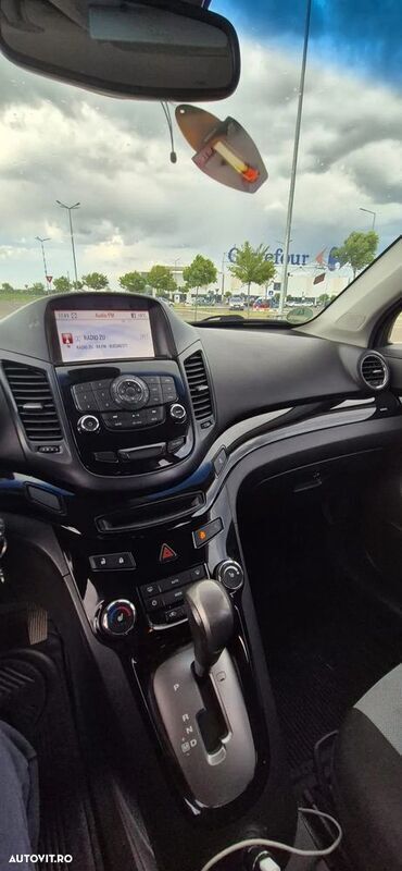Gri Utilizat 2012 Chevrolet Orlando LTZ Monovolum | 5.500 EUR - Imagine 1/4
