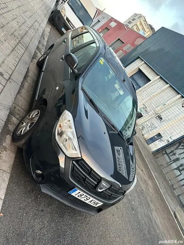 Utilizat 2019 Dacia Lodgy Monovolum | 4.500 EUR (Super Preț) - Imagine 1/4