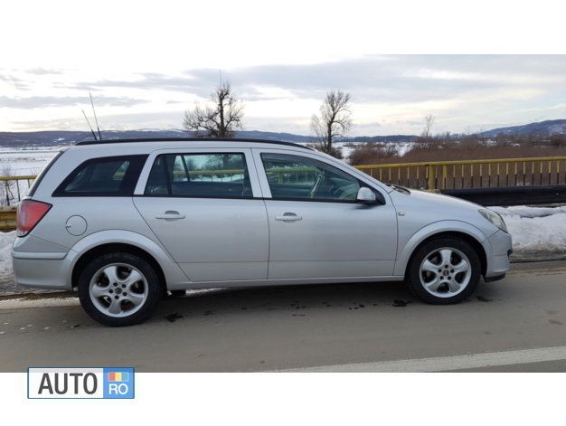Second-hand Opel Astra 101 CP (74 kW) 2006 Argintiu Break