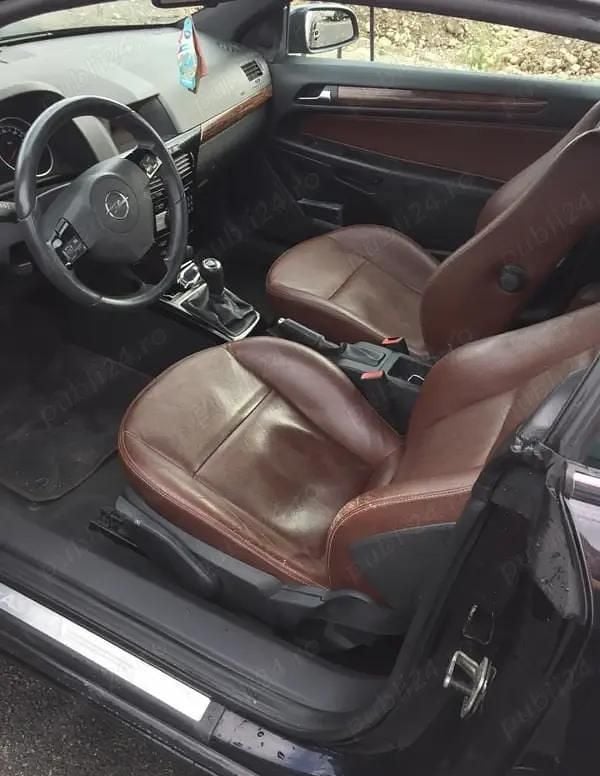 Utilizat 2007 Opel Astra Cabrio | 2.200 EUR (Preț bun) - Imagine 1/4