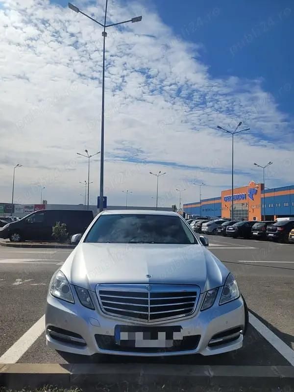 Utilizat 2012 Mercedes A220 Berlinǎ | 12.500 EUR - Imagine 1/4