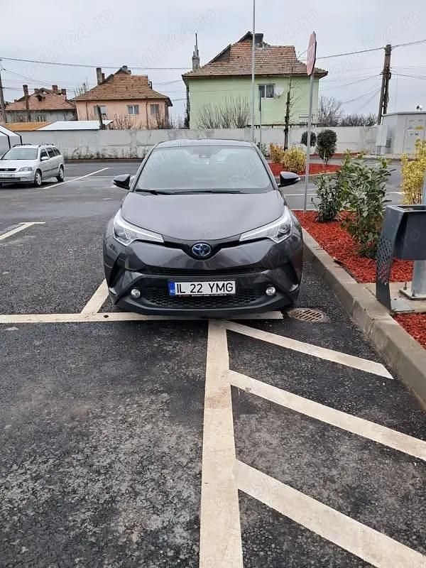 Second-hand Toyota C-HR 72 CP (52 kW) 2019 Gri SUV
