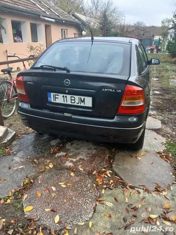 Utilizat 2003 Opel Astra Coupe | 800 EUR (Preț bun) - Imagine 1/4