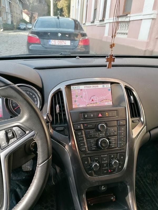 Second-hand Opel Astra 125 CP (91 kW) 2012 Hatchback