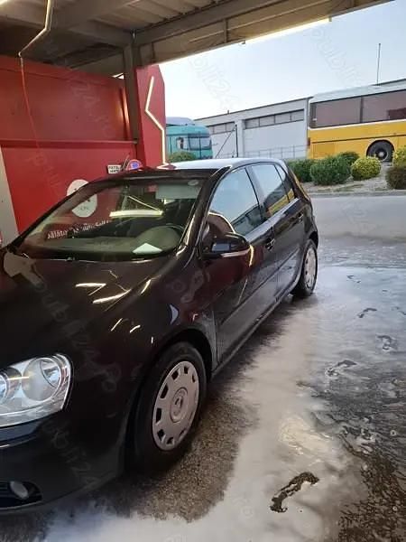 Utilizat 2007 VW Golf V Hatchback | 1.500 EUR (Preț bun) - Imagine 1/4