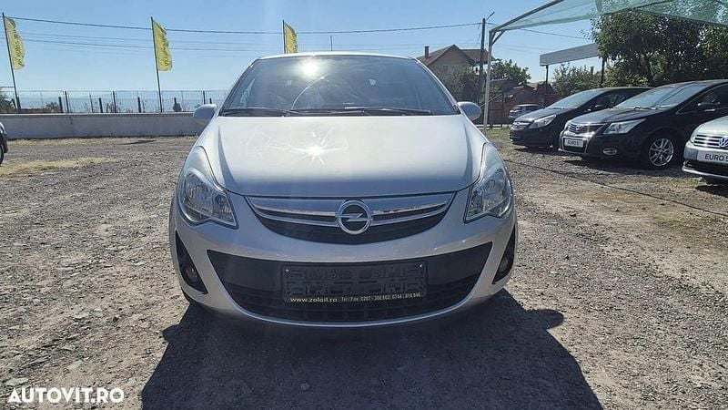 Second-hand Opel Corsa Satellite 87 CP (63 kW) 2012 Culoaregri Hatchback