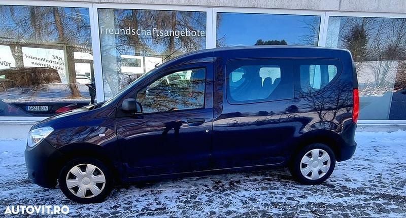 Second-hand Dacia Dokker Ambiance 102 CP (75 kW) 2018 Culoarealbastru Monovolum