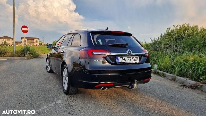 Culoarenegru Utilizat 2015 Opel Insignia Business Edition Break | 7.650 EUR (Scump) - Imagine 1/4