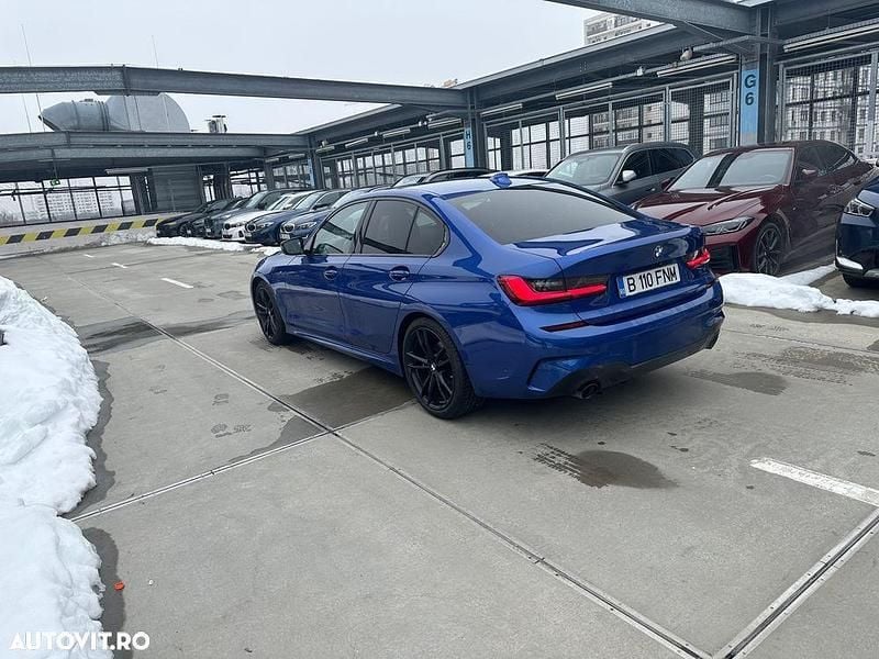 Second-hand BMW 320 Shadowline 190 CP (139 kW) 2021 Culoarealbastru Berlinǎ