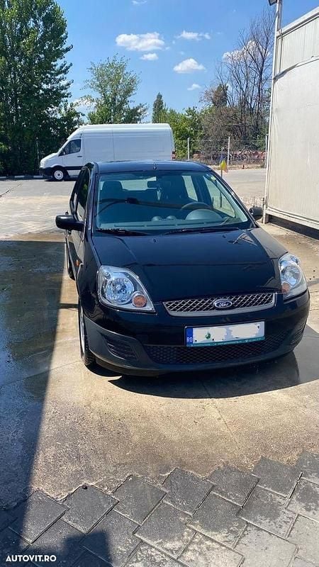 Culoarenegru Utilizat 2008 Ford Fiesta Hatchback | 1.200 EUR (Super Preț) - Imagine 1/4