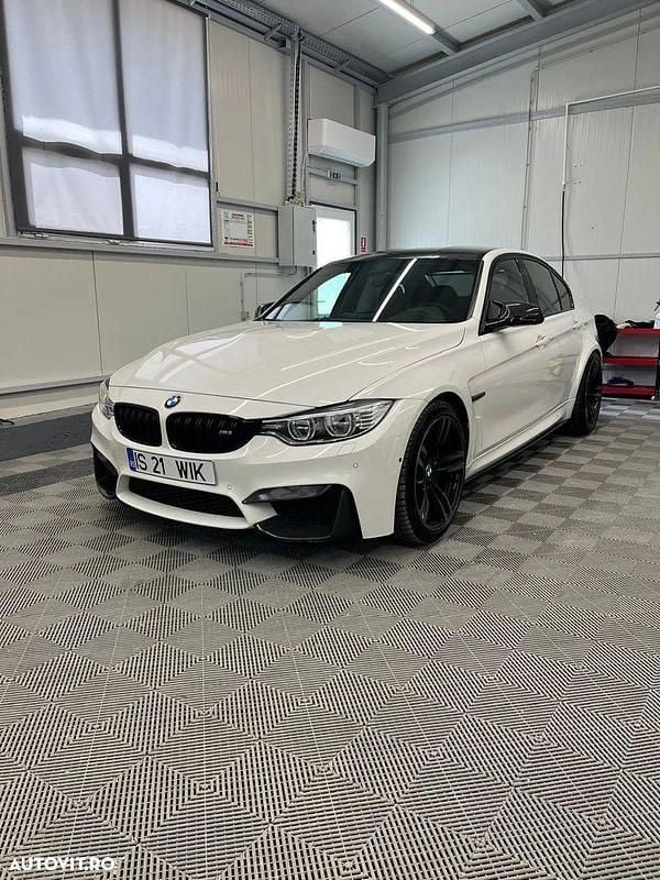Second-hand BMW M3 431 CP (317 kW) 2015 Culoarealb Berlinǎ