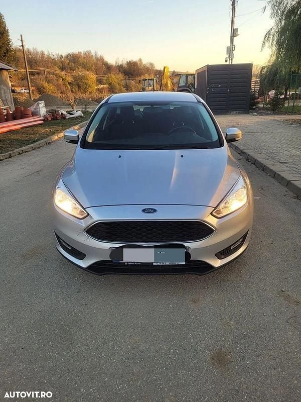 Culoaregri Utilizat 2017 Ford Focus Berlinǎ | 5.250 EUR (Super Preț) - Imagine 1/1