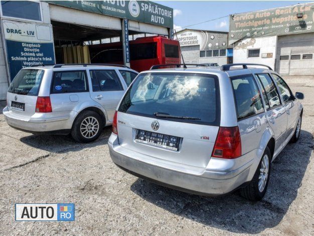 Second-hand VW Bora 100 CP (73 kW) 2005 Argintiu Berlinǎ