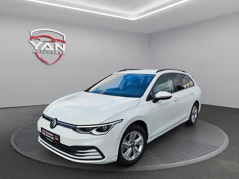 Utilizat 2021 VW Golf VIII Break | 21.714 EUR (Puțin scump) - Imagine 1/1