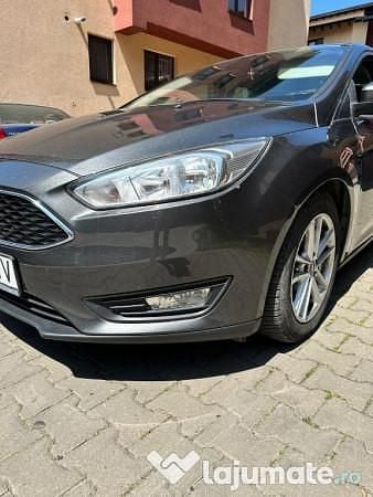 Utilizat 2015 Ford Focus Berlinǎ | 4.500 EUR - Imagine 1/4