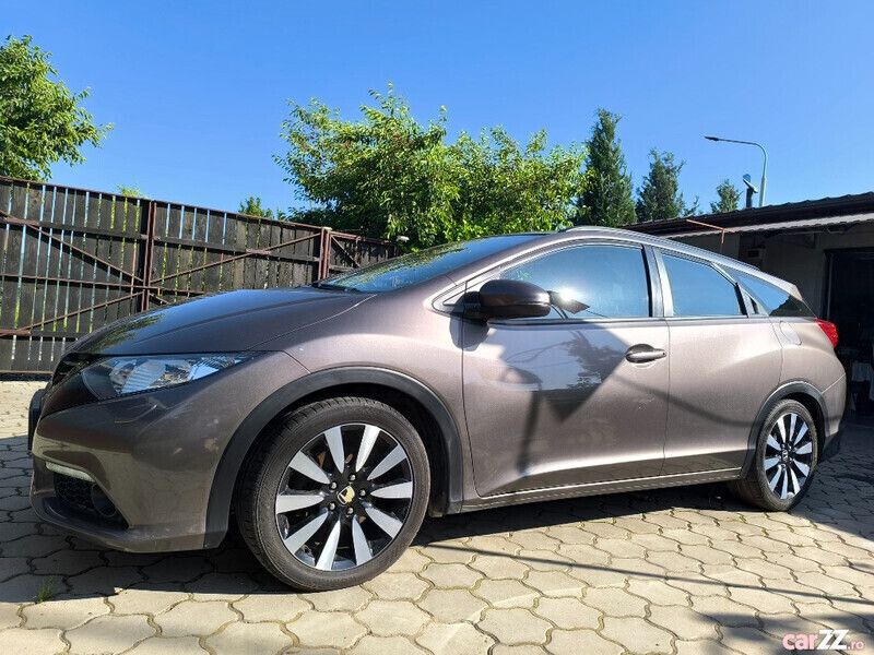 Maro Utilizat 2015 Honda Civic Break | 10.000 EUR - Imagine 1/4