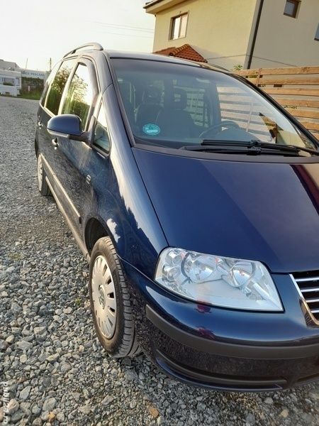 Second-hand VW Sharan 150 CP (110 kW) 2009 Monovolum