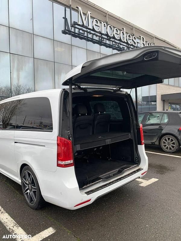 Second-hand Mercedes V250 Avantgarde Edition 190 CP (139 kW) 2020 Culoarealb Monovolum