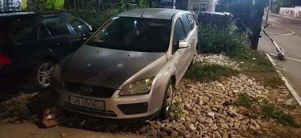 Utilizat 2006 Ford Focus Break | 1.200 EUR - Imagine 1/2