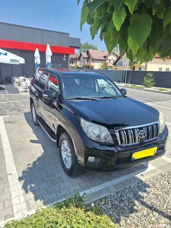 Utilizat 2010 Toyota Land Cruiser SUV | 22.000 EUR (Preț OK) - Imagine 1/4