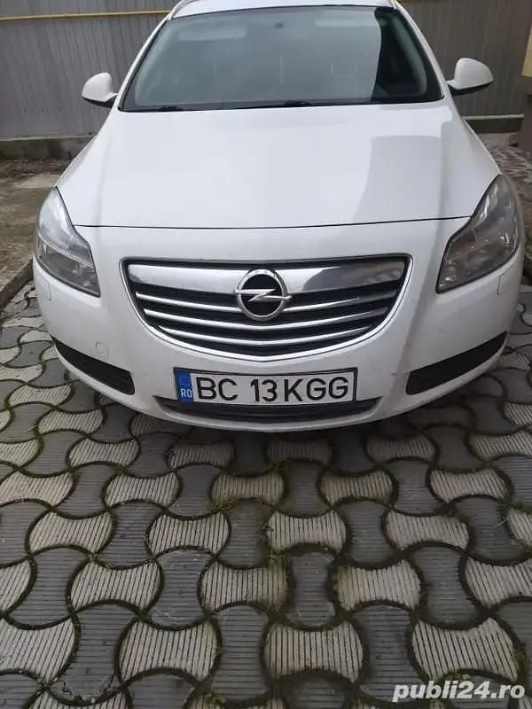 Utilizat 2013 Opel Insignia Break | 4.500 EUR (Preț OK) - Imagine 1/4