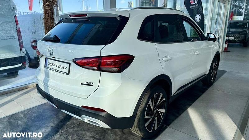 Nouă MG ZS 197 CP (144 kW) 2025 Culoarealb SUV