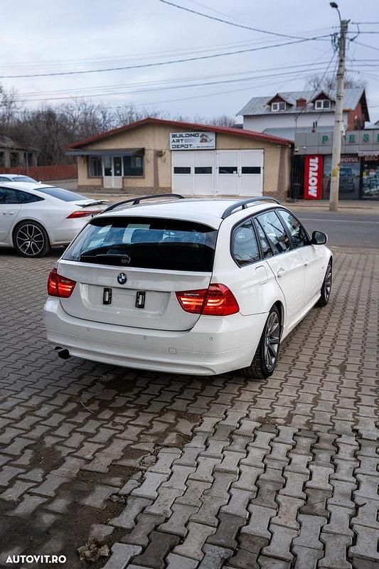 Second-hand BMW 318 143 CP (105 kW) 2010 Culoarealb Break