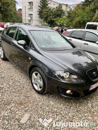 Utilizat 2011 Seat Leon Hatchback | 4.150 EUR (Preț bun) - Imagine 1/4