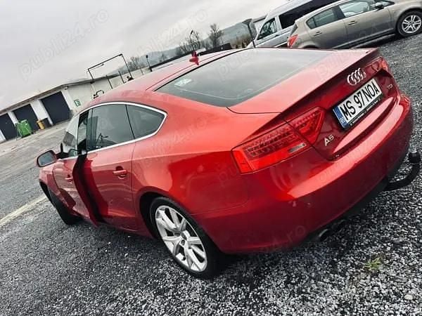 Second-hand Audi A5 Sportback 177 CP (130 kW) 2012 Rosu Hatchback