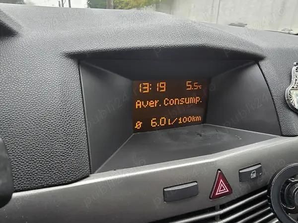 Gri Second-hand 2006 Opel Astra Hatchback | 2.000 EUR (Preț OK) - Imagine 1/4