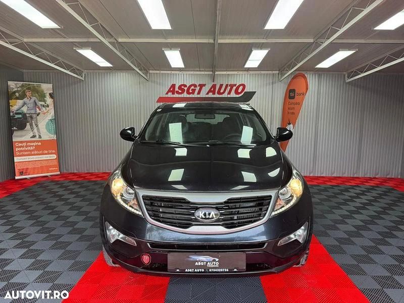 Second-hand Kia Sportage 115 CP (84 kW) 2011 Negru SUV