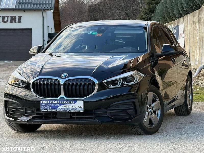 Culoarenegru Second-hand 2024 BMW 118 Luxury Line Hatchback | 27.500 EUR - Imagine 1/4