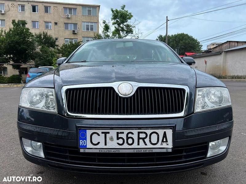 Gri Utilizat 2008 Skoda Octavia Berlinǎ | 3.600 EUR (Puțin scump) - Imagine 1/4