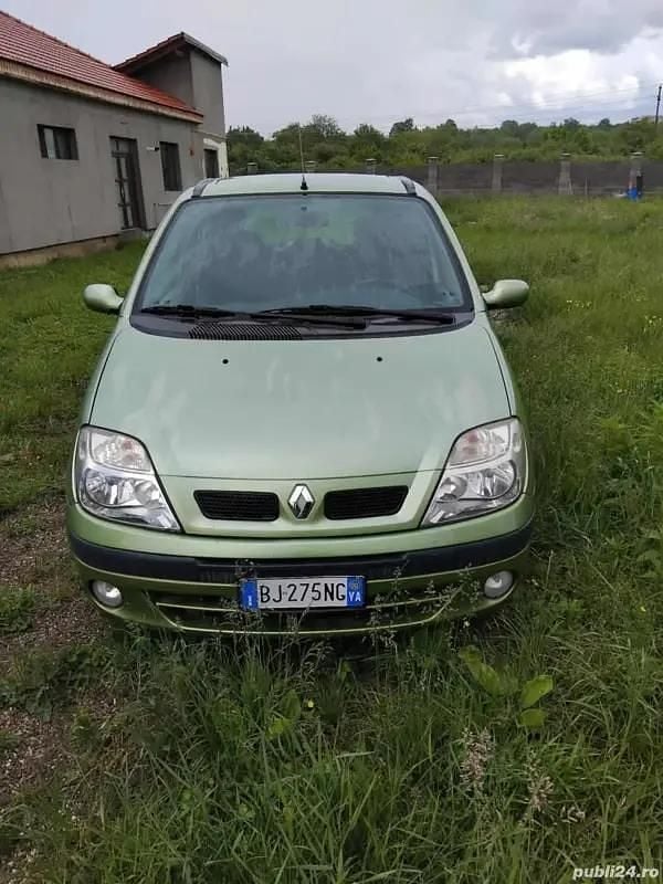Utilizat 1999 Renault Mégane Berlinǎ | 800 EUR - Imagine 1/4