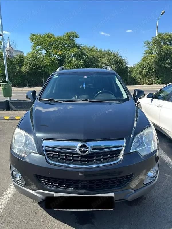 Negru Utilizat 2014 Opel Antara SUV | 6.800 EUR (Preț OK) - Imagine 1/4