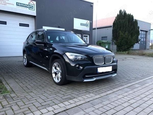 Negru Utilizat 2011 BMW X1 SUV | 9.300 EUR - Imagine 1/4