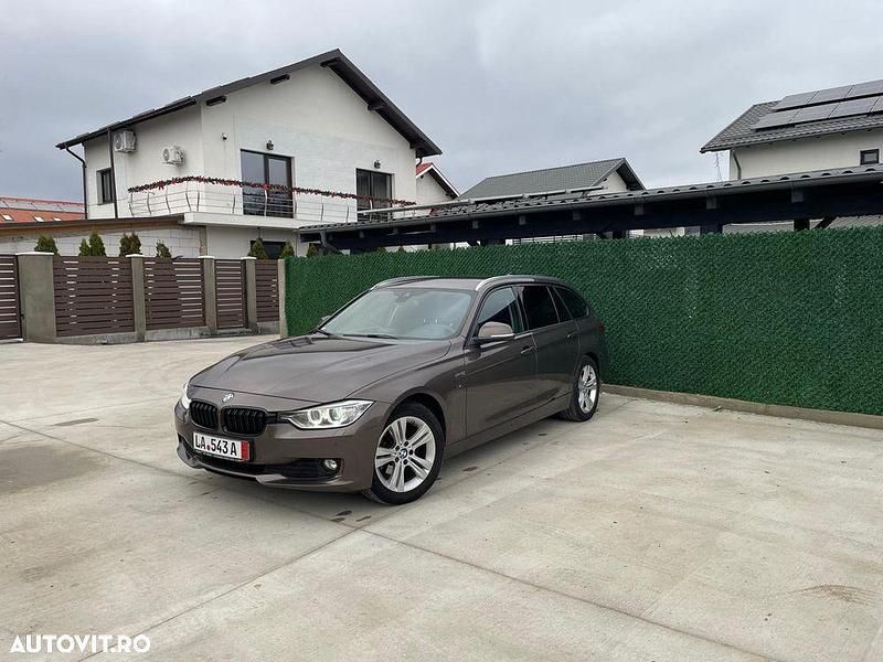 Second-hand BMW 318 Sport Line 143 CP (105 kW) 2015 Culoaremaro Break