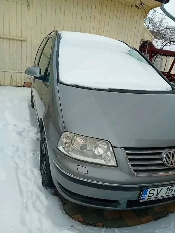 Second-hand VW Sharan 131 CP (96 kW) 2004 Gri Monovolum