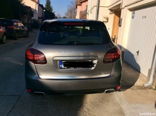 Gri Utilizat 2014 Porsche Cayenne S SUV | 30.000 EUR - Imagine 1/4