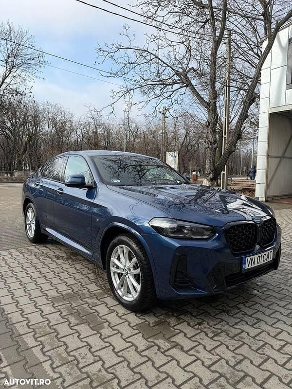 Second-hand BMW X4 286 CP (210 kW) 2024 Culoarealbastru SUV