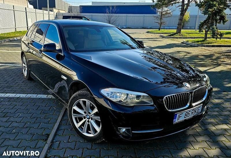 Culoarenegru Utilizat 2012 BMW 520 Comfort Edition Break | 8.950 EUR (Preț OK) - Imagine 1/4