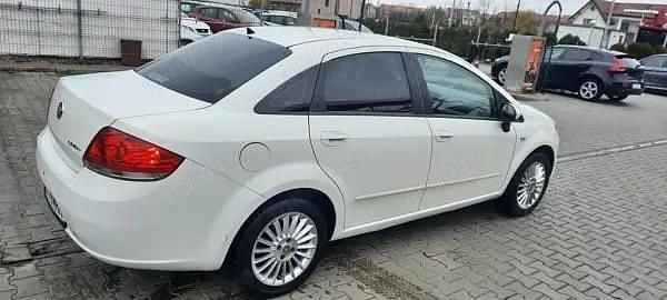 Second-hand Fiat Linea 90 CP (66 kW) 2013 Berlinǎ
