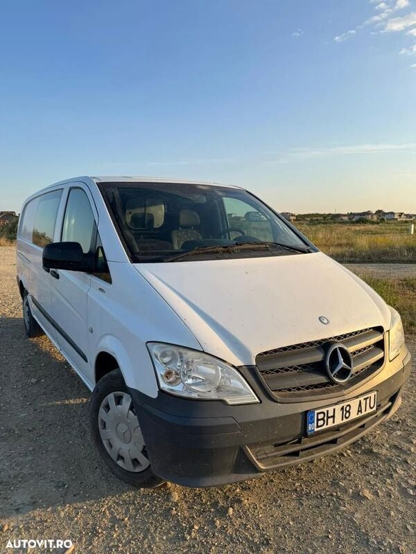 Alb Utilizat 2011 Mercedes Vito Monovolum | 7.800 EUR (Preț OK) - Imagine 1/4