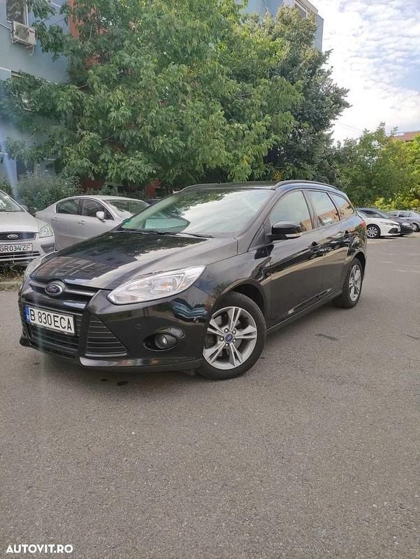 Second-hand Ford Focus 140 CP (102 kW) 2014 Culoarenegru Break