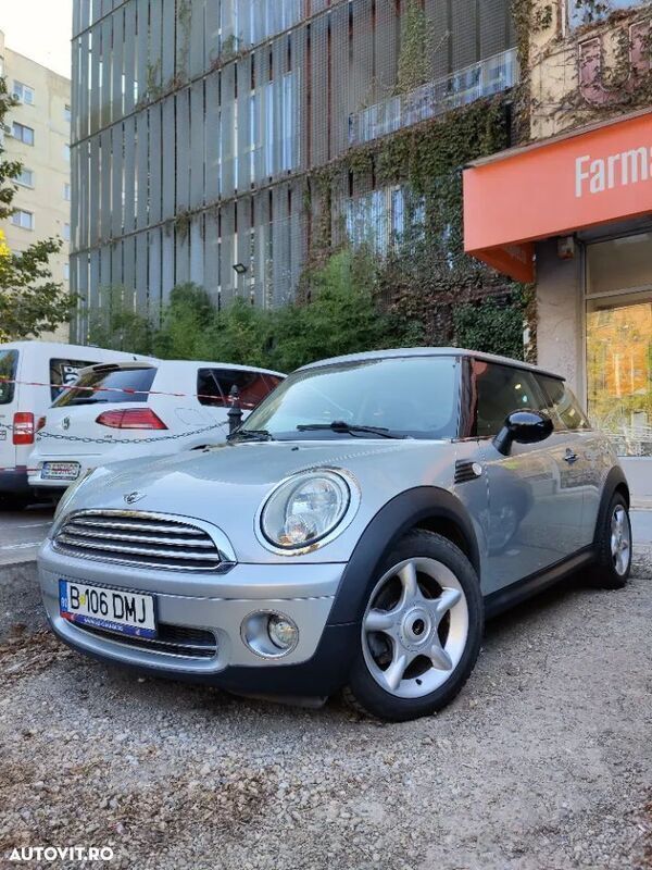 Gri Utilizat 2007 Mini Cooper Hatchback | 4.600 EUR (Puțin scump) - Imagine 1/4