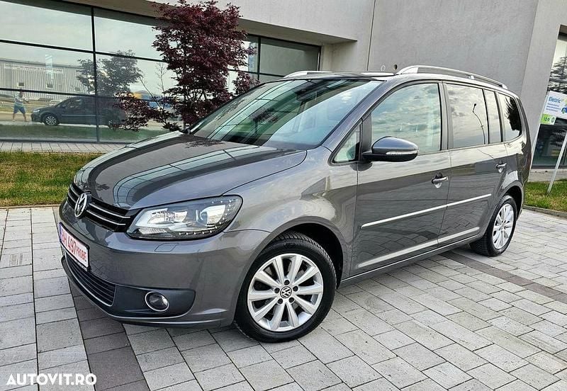 Gri Utilizat 2012 VW Touran Highline Monovolum | 7.650 EUR (Preț OK) - Imagine 1/4