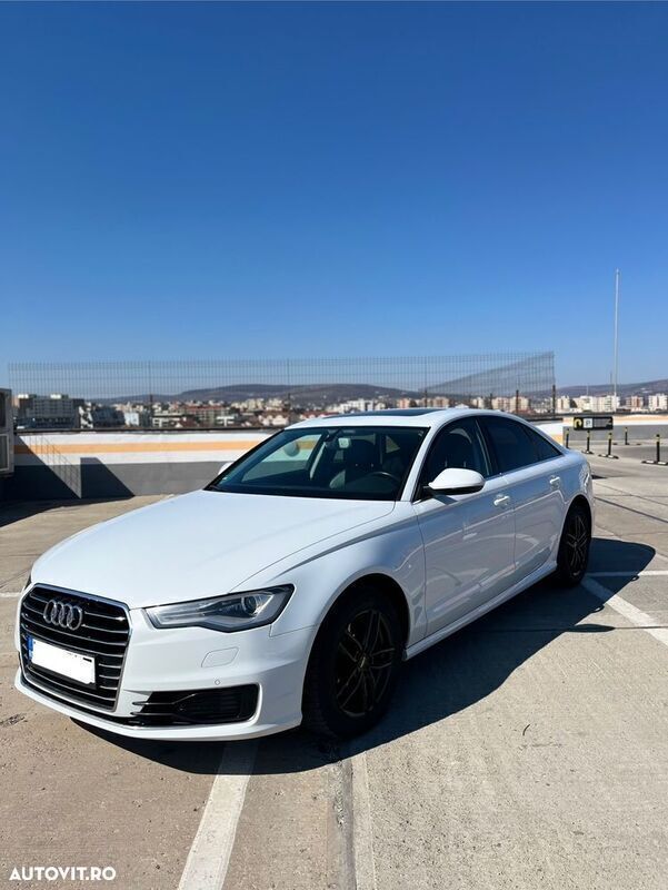 Alb Utilizat 2015 Audi A6 Comfort Berlinǎ | 15.200 EUR (Scump) - Imagine 1/4