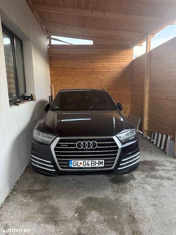 Culoarenegru Utilizat 2015 Audi Q7 S-Line SUV | 23.650 EUR (Preț OK) - Imagine 1/4