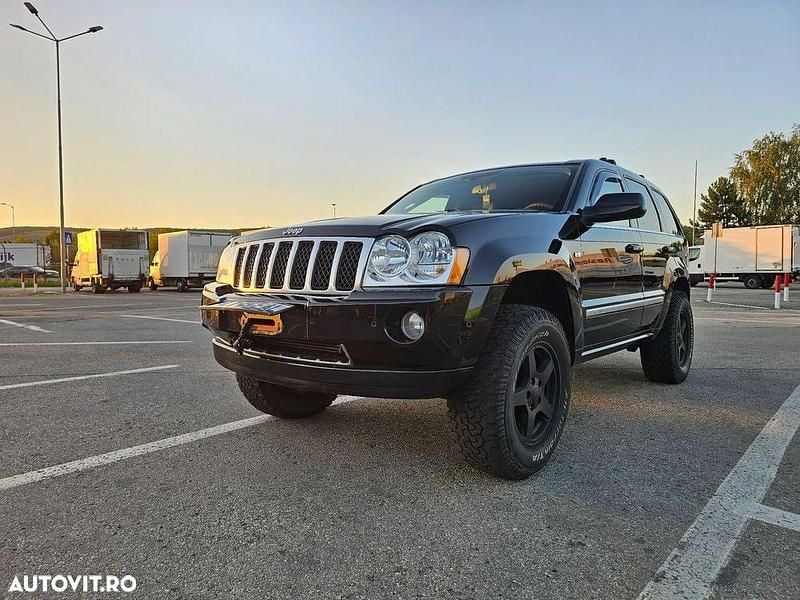Culoarenegru Utilizat 2007 Jeep Grand Cherokee Overland SUV | 9.500 EUR - Imagine 1/4