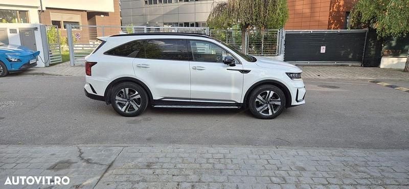 Second-hand Kia Sorento Premium 230 CP (169 kW) 2023 Culoarealb SUV